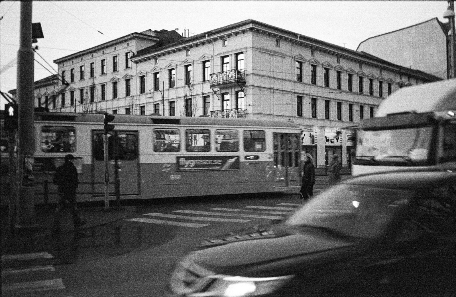 Cross processing, färgfilm körd i BW-kemi.